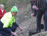 Arbor Day Plantings with Mayor Arnott 2009